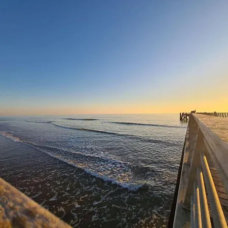 Studio En Bord De Mer Avec Parking Et Animaux Admis - Fr-1-224C-197