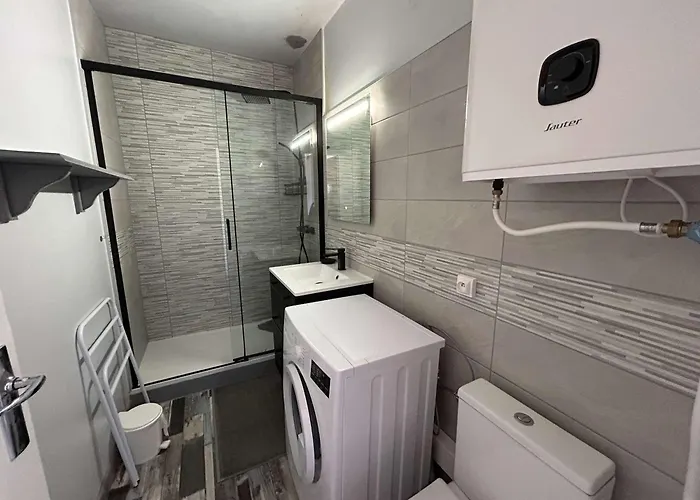 Studio En Bord De Mer Avec Parking Et Animaux Admis - Fr-1-224C-197 *